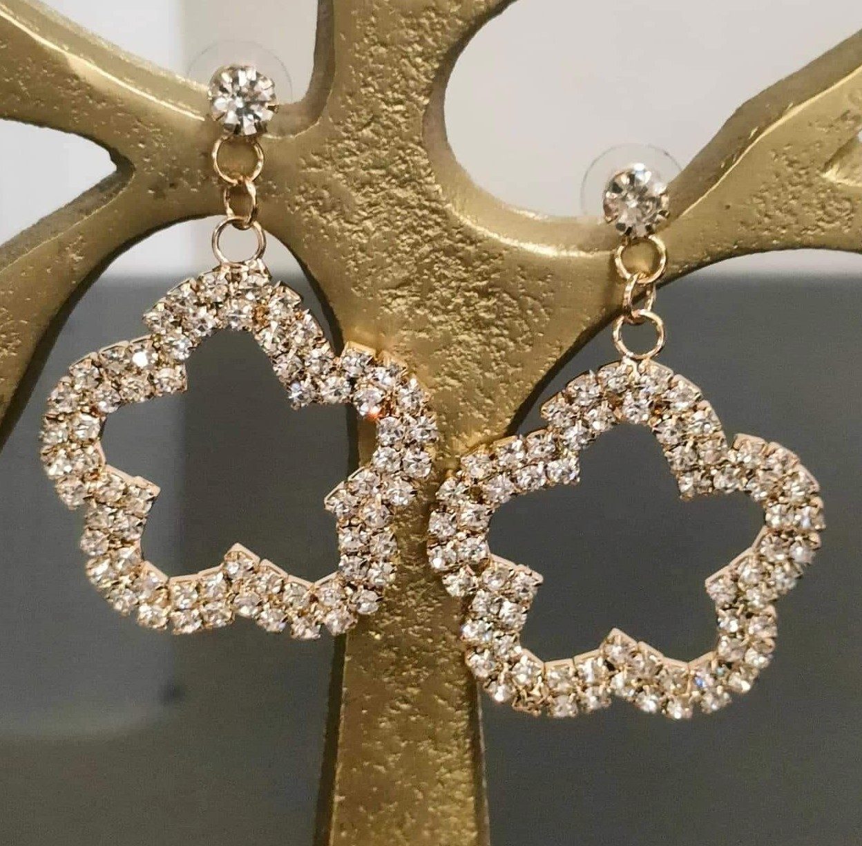 311821099_621731859541182_7737524863009570664_n Γυναικεία Σκουλαρίκια Faux - Image 1