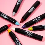 MOON CREATIONS C3 FACE & BODY CRAYON RED 3.2g - Image 4