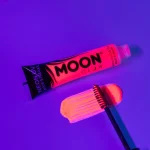 MOON CREATIONS M16 INTENSE NEON UV HAIR STREAKS RED 15ml - Image 2