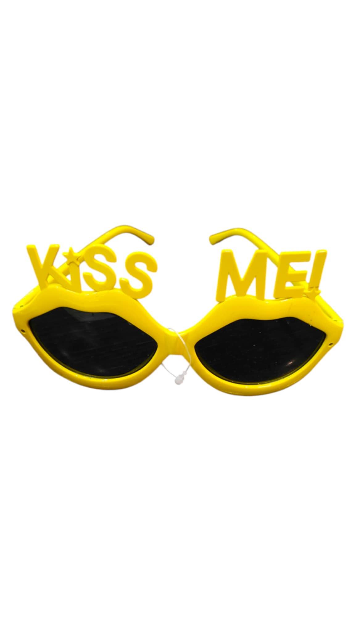 627276733_1546681390379553_1487818830754110430_n Αποκριάτικα Γυαλιά *Κiss Me* - Κίτρινα - Image 1