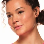 Essence Soft Touch Mousse Blush 30 - Coral Crush 5g - Image 4