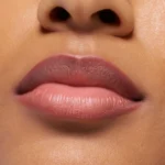 Εssence POUTline Soft Glide LIP PENCIL 01 - Like To Mauve It 0.62g - Image 3